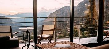 image-gallery