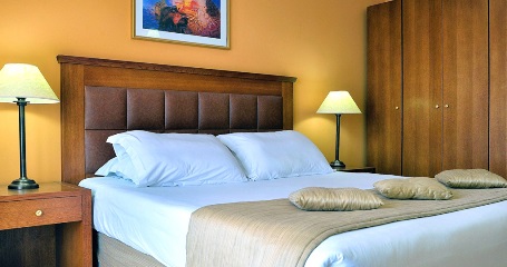 ariti-grand-room