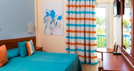 delfi-beach-room