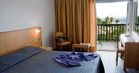 δωμάτιο στο ξενοδοχείο Golden Coast Hotel & Bungalows στο Μαραθώνα