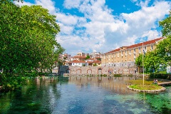 image-gallery